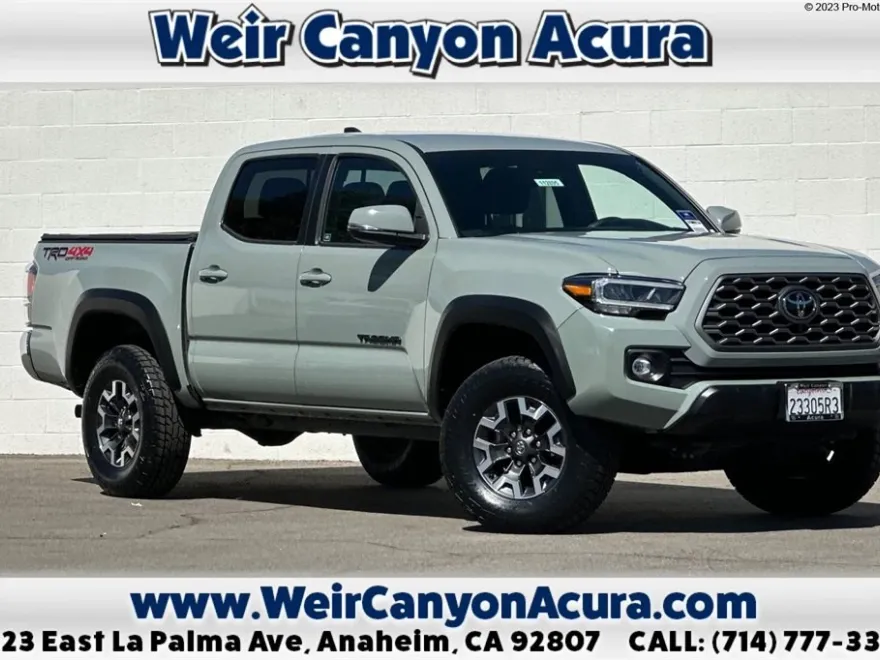 2023 Toyota Tacoma TRD Off-Road photo 1
