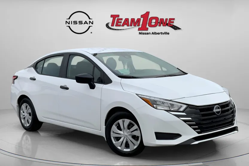 2025 Nissan Versa S photo 1