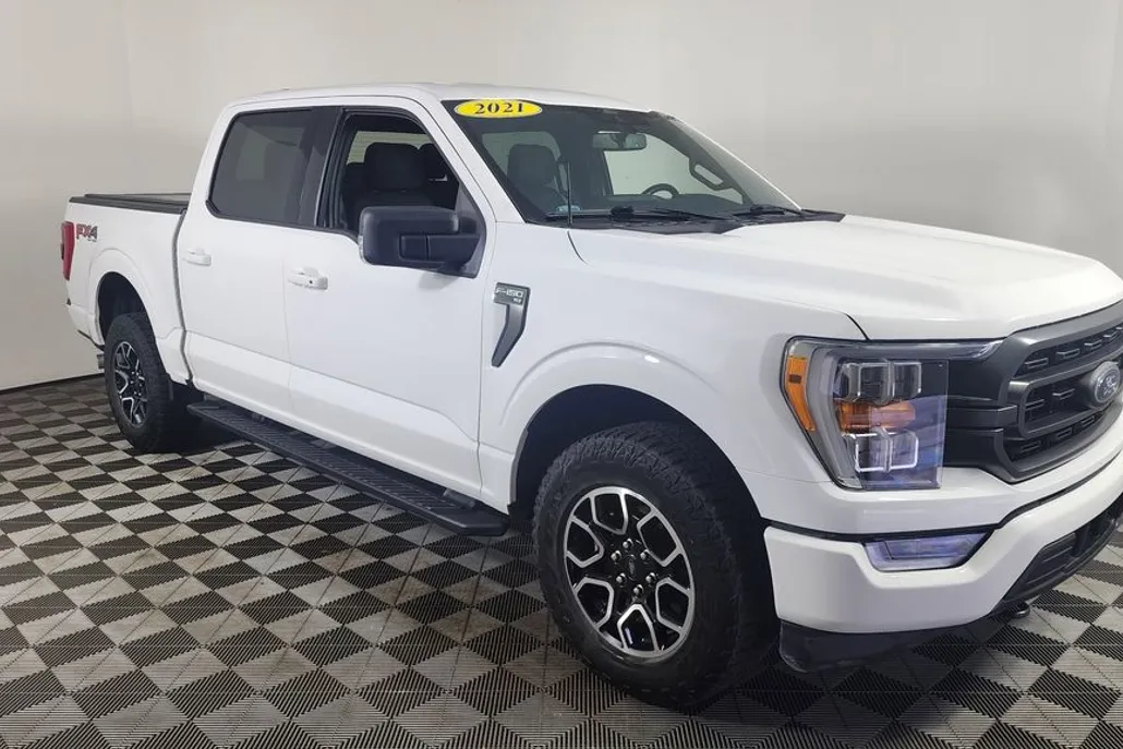 2021 Ford F-150 XLT photo 1