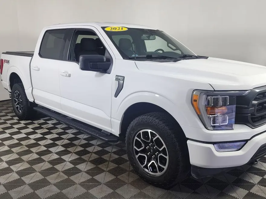 2021 Ford F-150 XLT photo 1