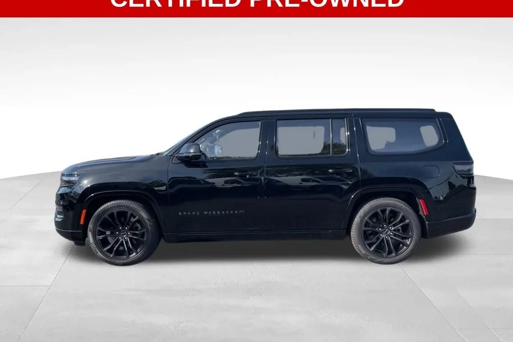 2024 Jeep Grand Wagoneer III photo 1