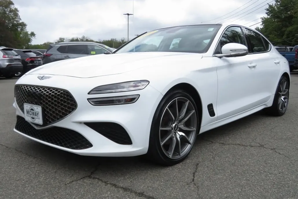 2022 Genesis G70 2.0T photo 1