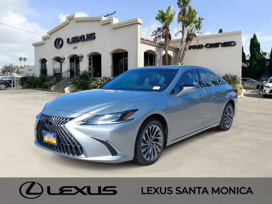 2025 Lexus ES 300h Luxury photo 1