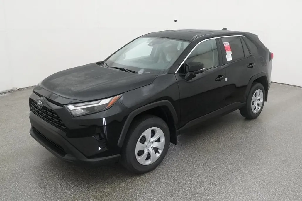 2025 Toyota RAV4 LE photo 1