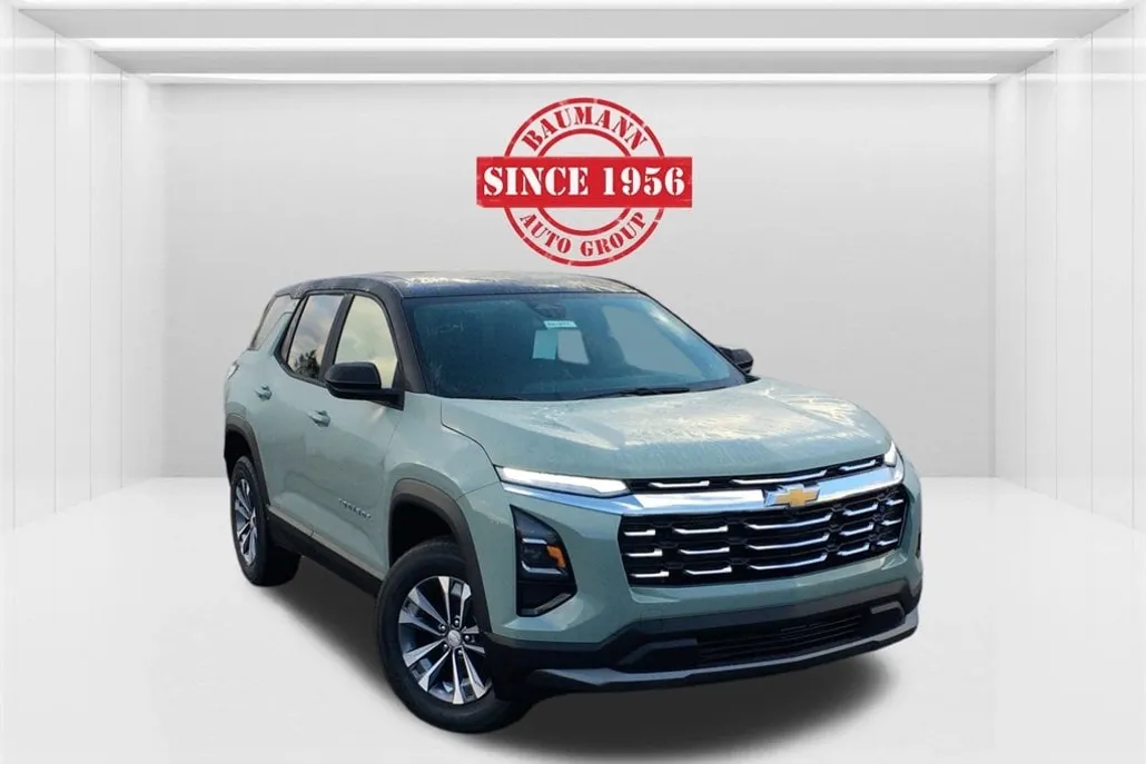 2026 Chevrolet Equinox LT photo 1