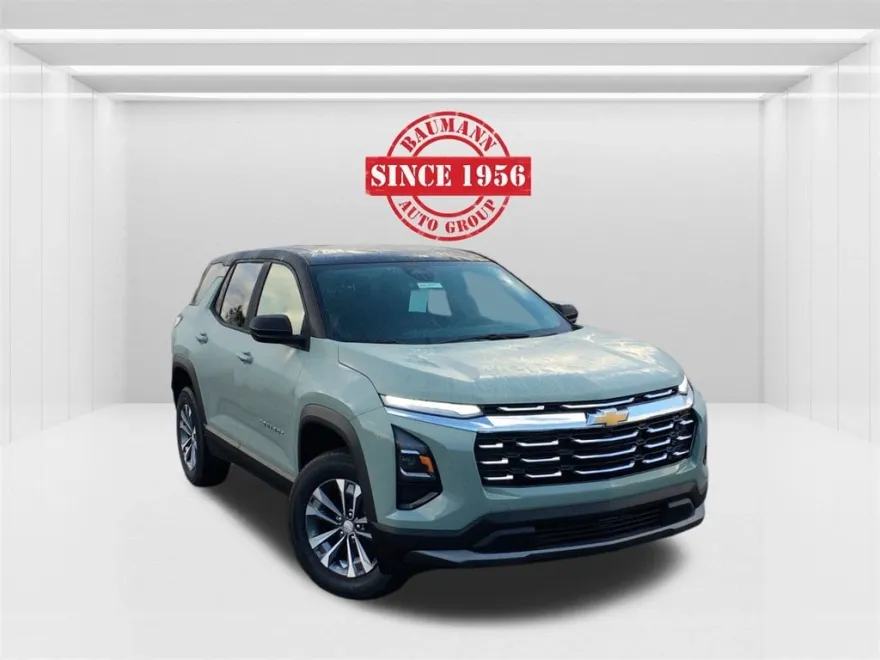 2026 Chevrolet Equinox LT photo 1