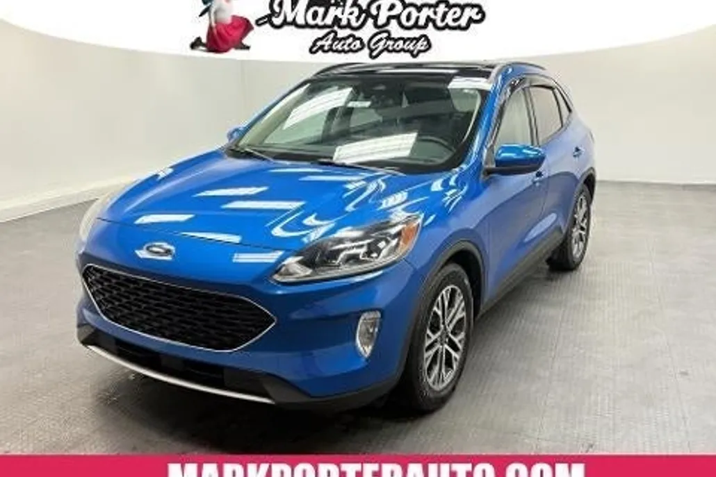 2020 Ford Escape SEL photo 1