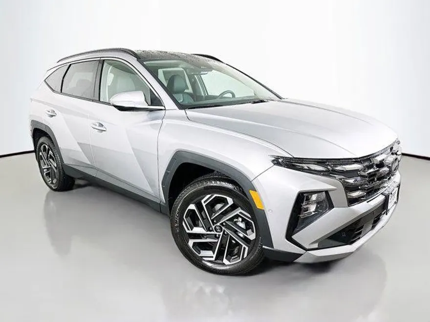 2025 Hyundai Tucson Limited photo 1