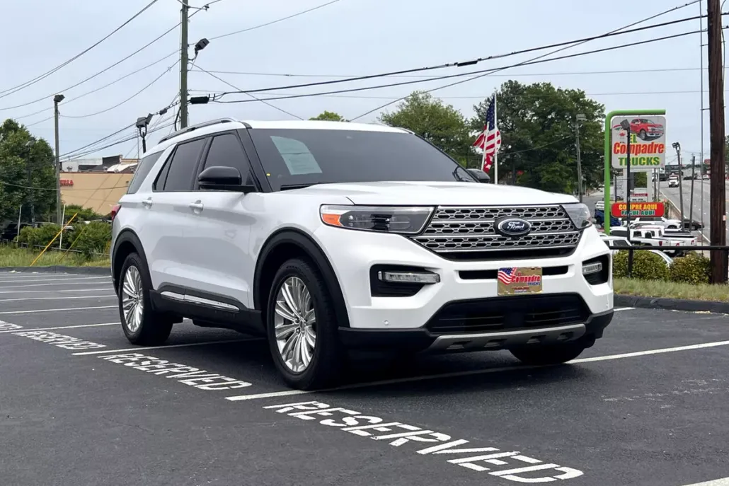 2020 Ford Explorer Limited photo 1