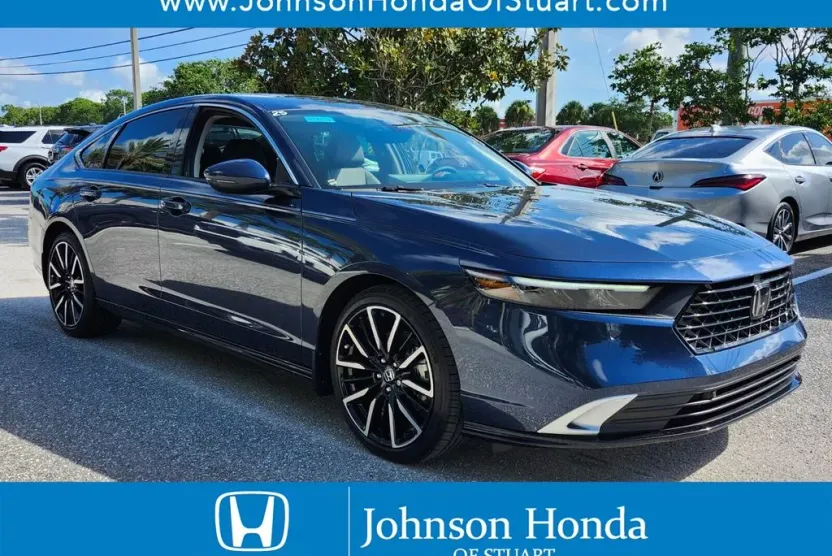 2025 Honda Accord Touring photo 1