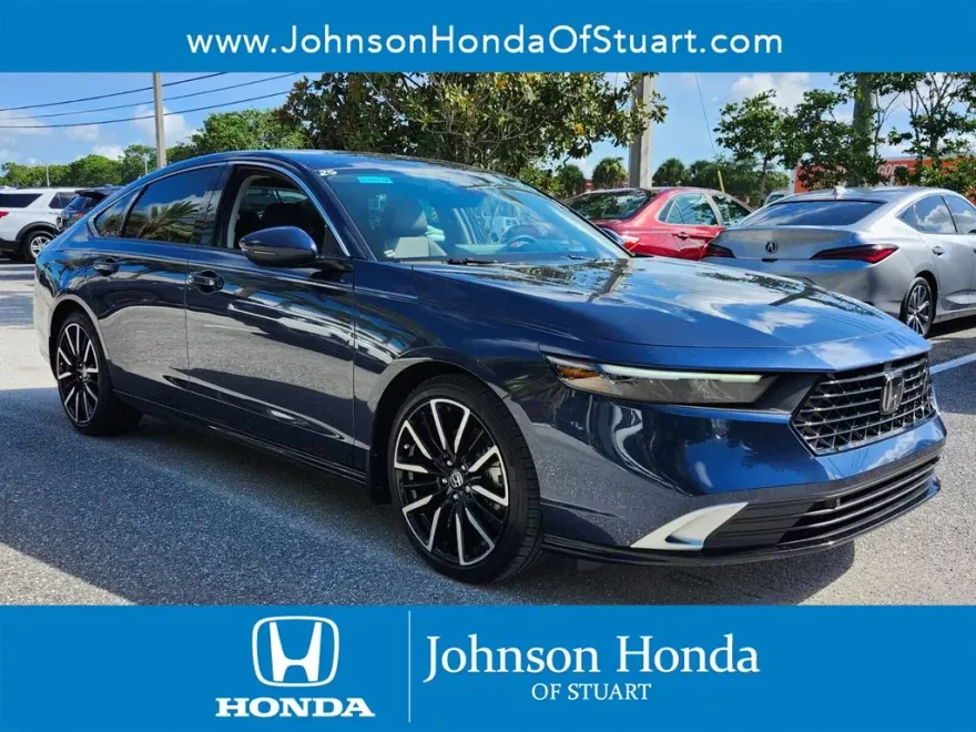 2025 Honda Accord Touring photo 1