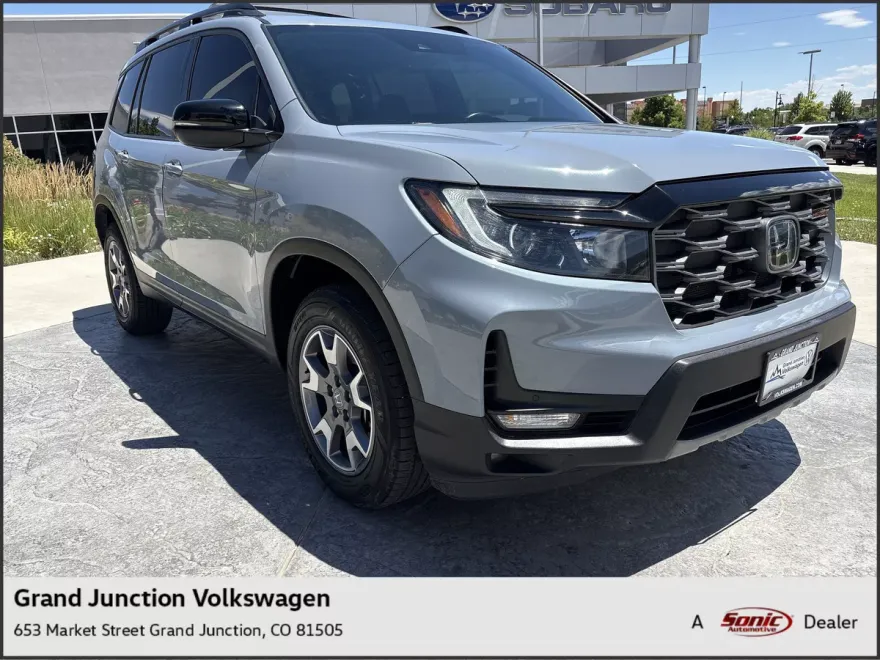 2022 Honda Passport TrailSport photo 1