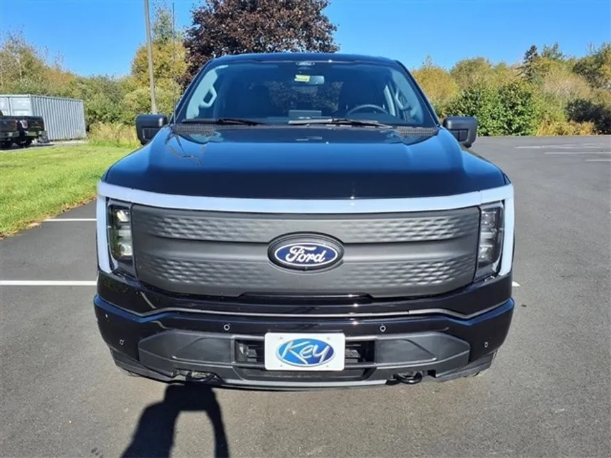 2024 Ford F-150 Lightning photo 1