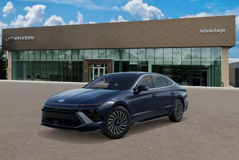 2026 Hyundai Sonata Hybrid Limited photo 1