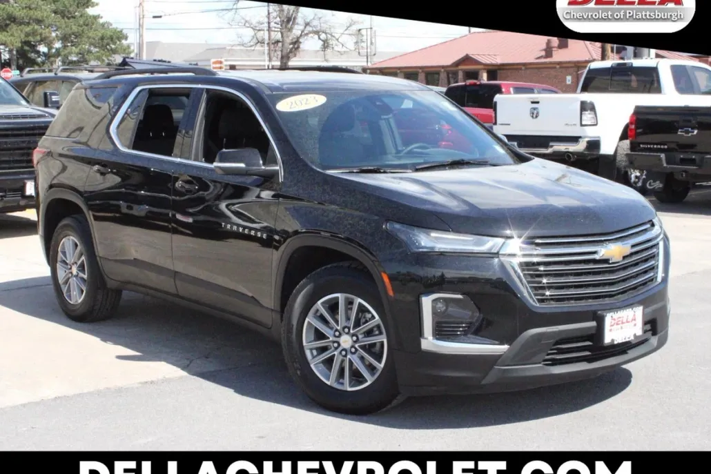 2023 Chevrolet Traverse Cloth photo 1