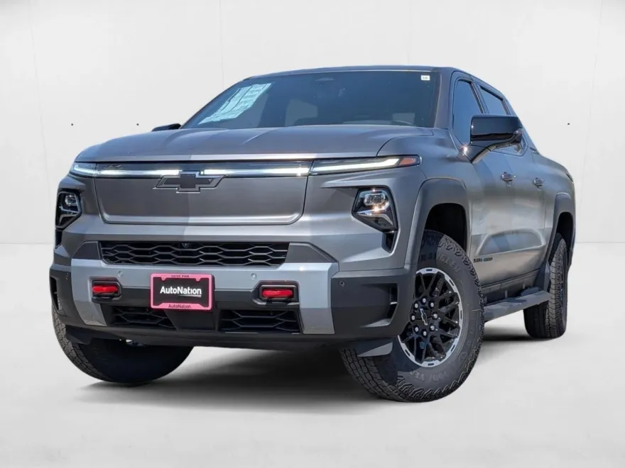 2026 Chevrolet Silverado EV Trail Boss photo 1