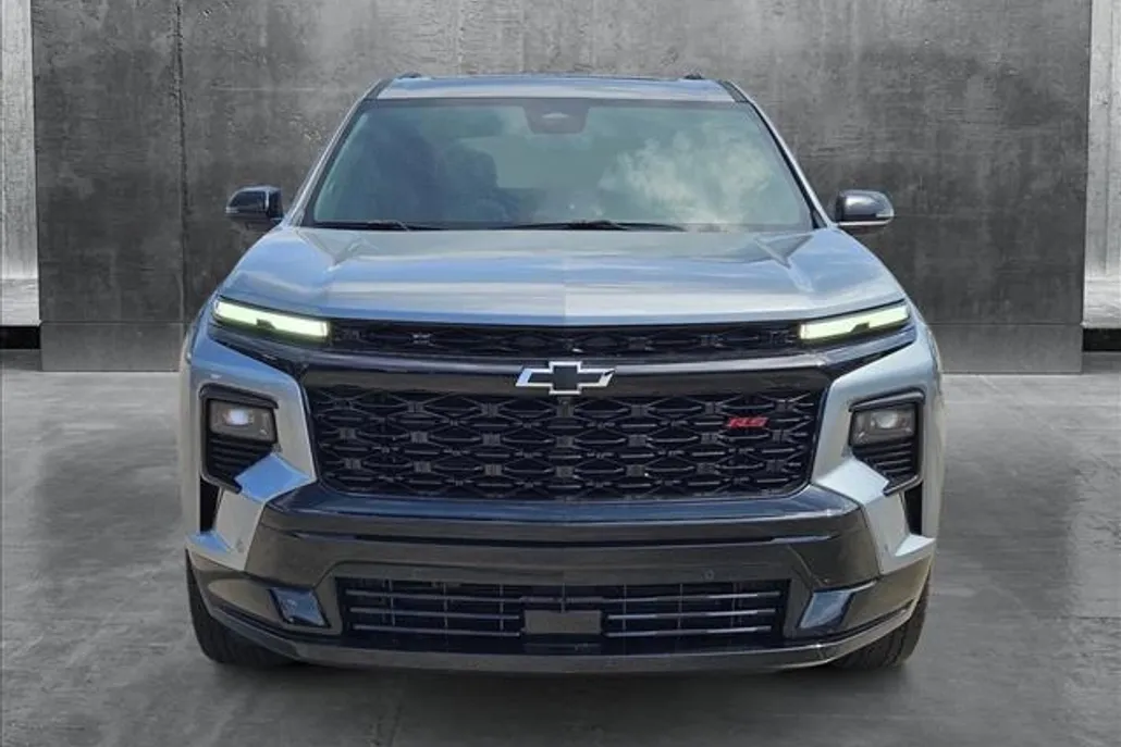 2024 Chevrolet Traverse RS photo 1