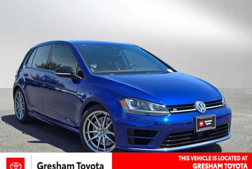 2017 Volkswagen Golf R Base photo 1