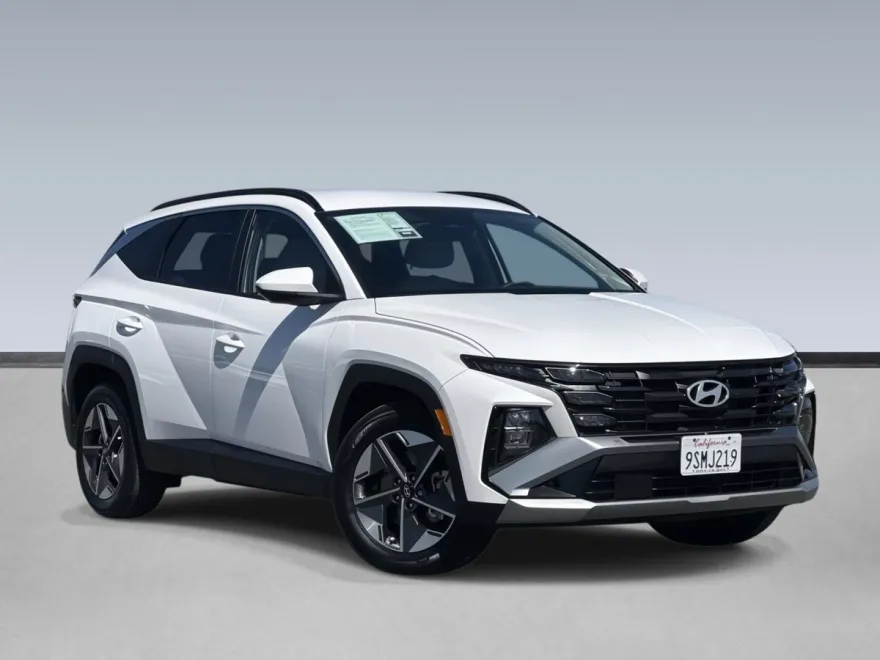 2025 Hyundai Tucson SEL photo 1
