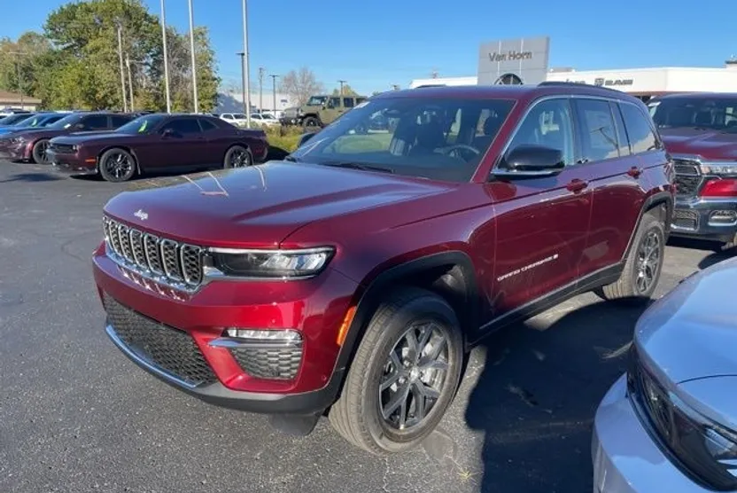2025 Jeep Grand Cherokee Limited photo 1