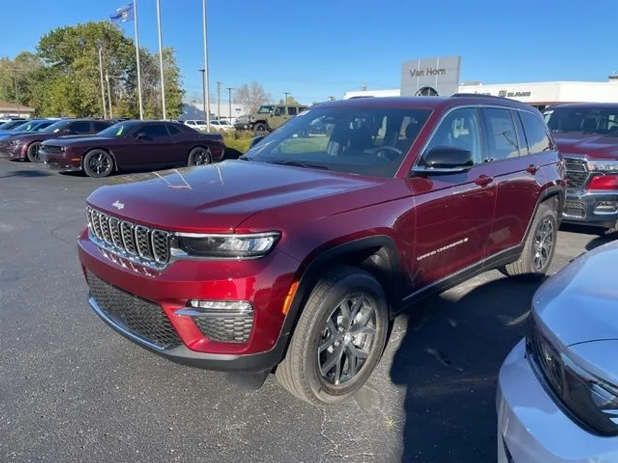 2025 Jeep Grand Cherokee Limited photo 1