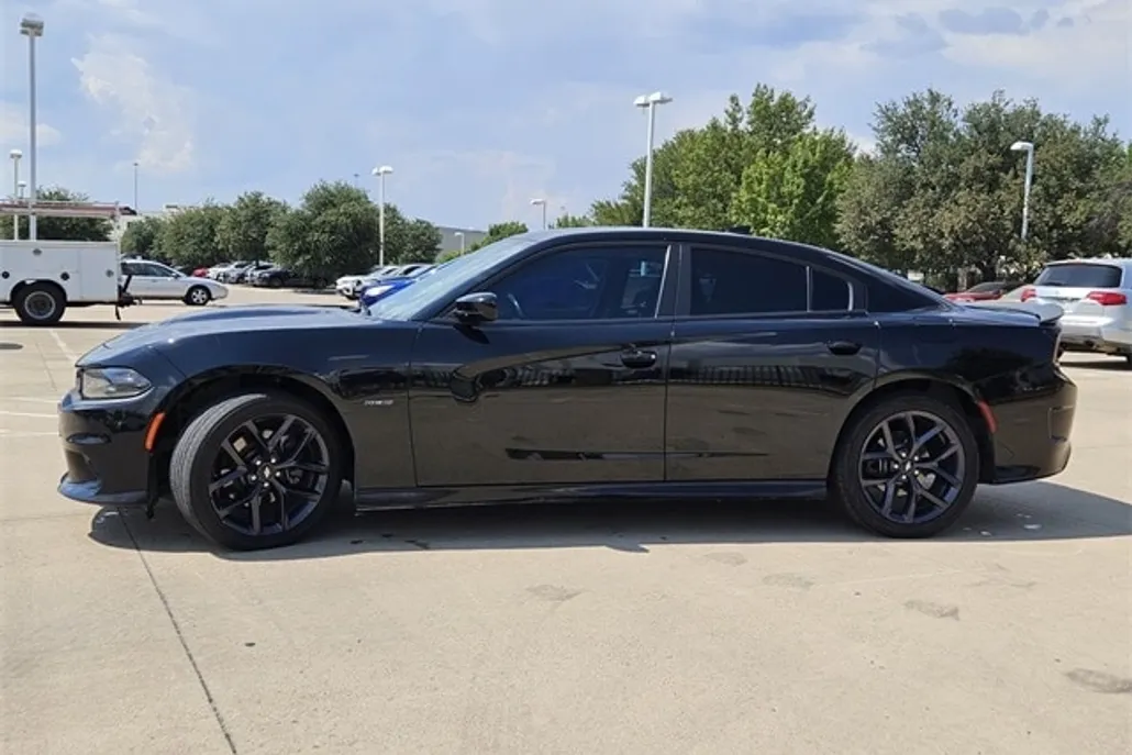 2019 Dodge Charger R/T photo 1