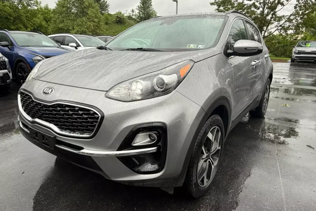 2022 Kia Sportage EX photo 1