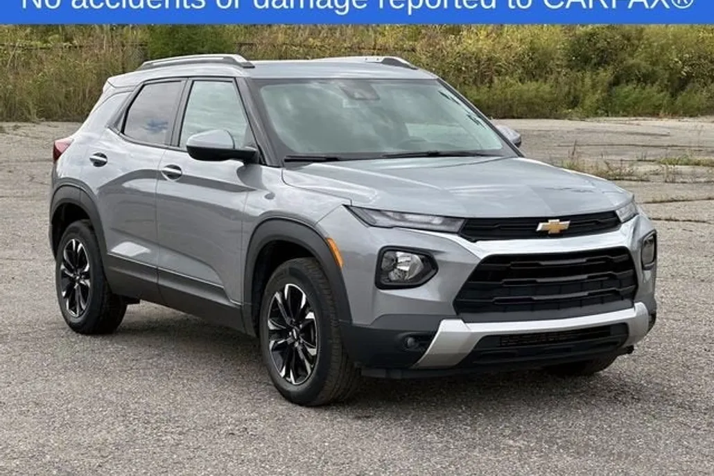 2023 Chevrolet Trailblazer LT photo 1