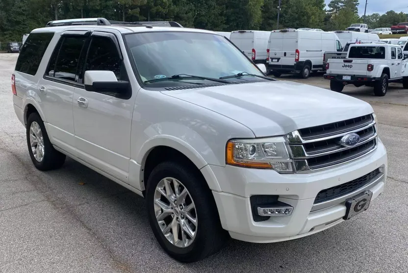 2017 Ford Expedition Limited photo 1