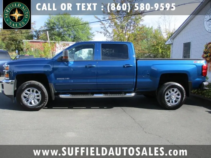 2019 Chevrolet Silverado 2500HD LT photo 1