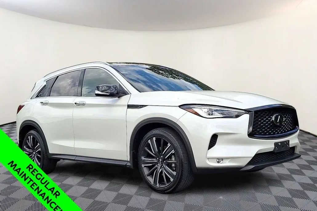 2022 Infiniti QX50 Luxe AWD photo 1