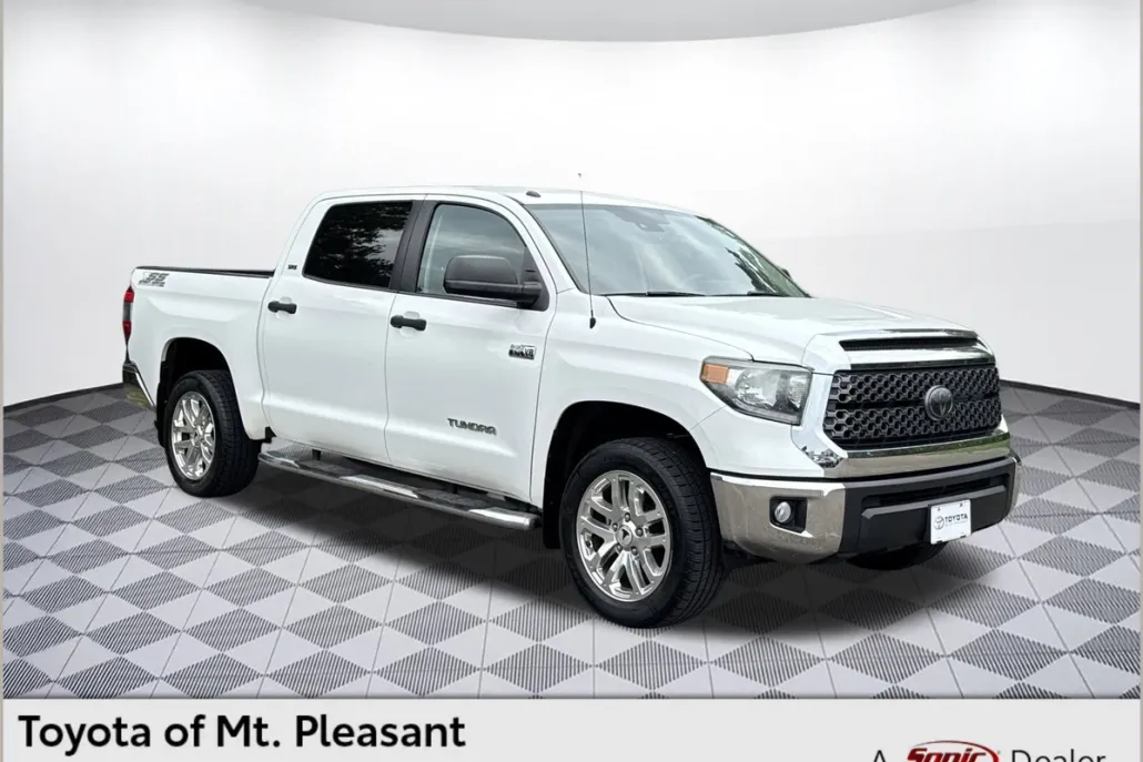 2018 Toyota Tundra SR5 photo 1