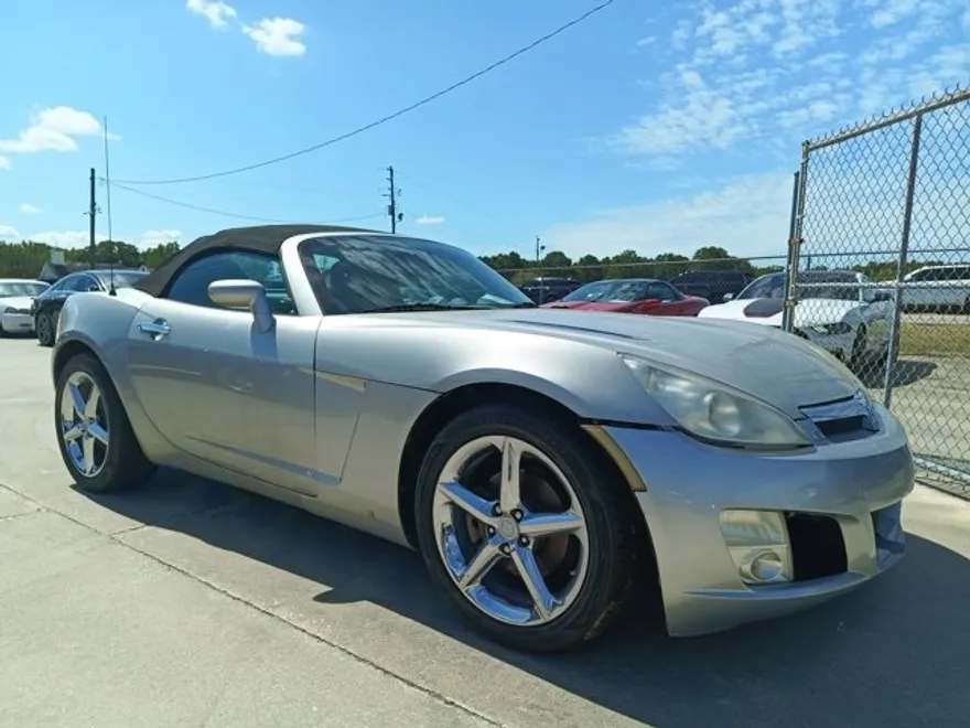 2008 Saturn Sky Convertible photo 1