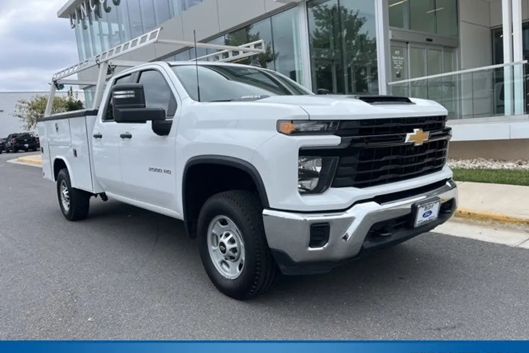 2024 Chevrolet Silverado 2500HD Work Truck photo 1