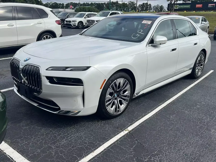 2024 Bmw i7 eDrive50 photo 1