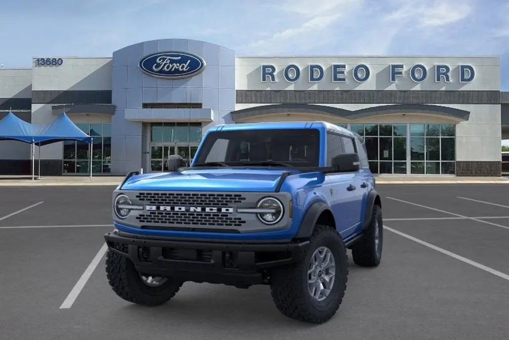 2025 Ford Bronco Badlands photo 1