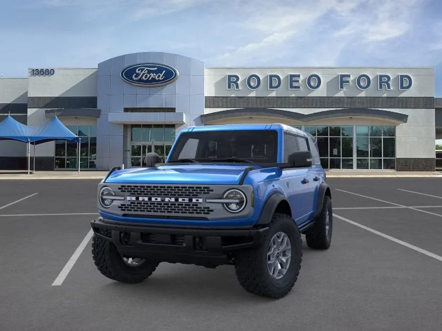 2025 Ford Bronco Badlands photo 1
