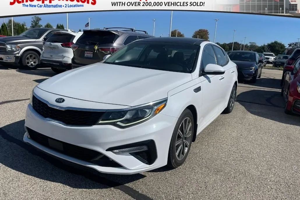 2019 Kia Optima EX Turbo photo 1