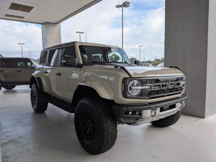 2025 Ford Bronco Raptor photo 1