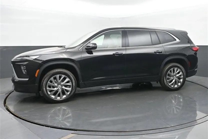 2026 Buick Enclave Preferred photo 1