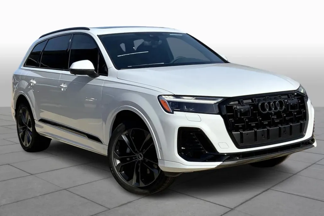 2025 Audi Q7 55 Premium Plus photo 1