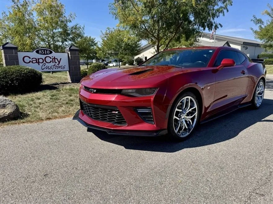 2016 Chevrolet Camaro Coupe 2SS photo 1