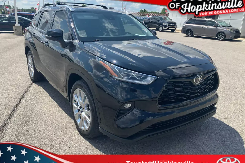 2022 Toyota Highlander Limited photo 1