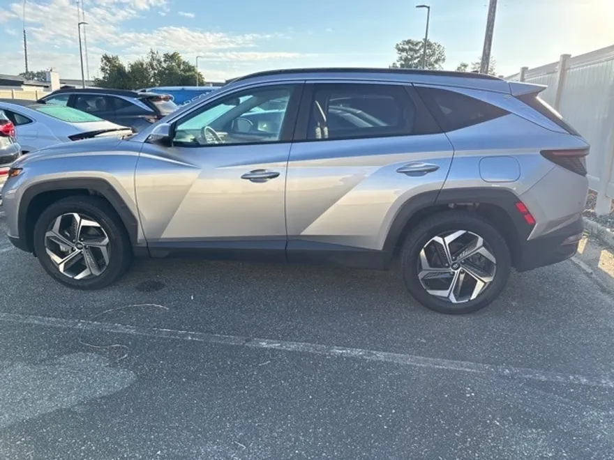 2022 Hyundai Tucson SEL photo 1