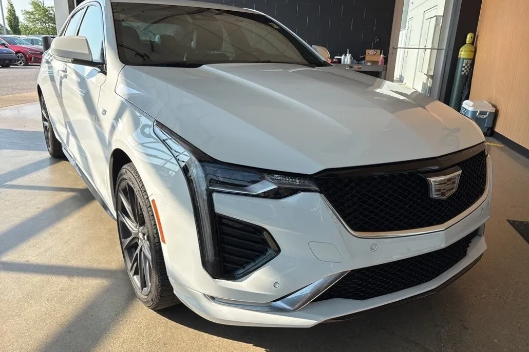 2023 Cadillac CT4 Sport photo 1