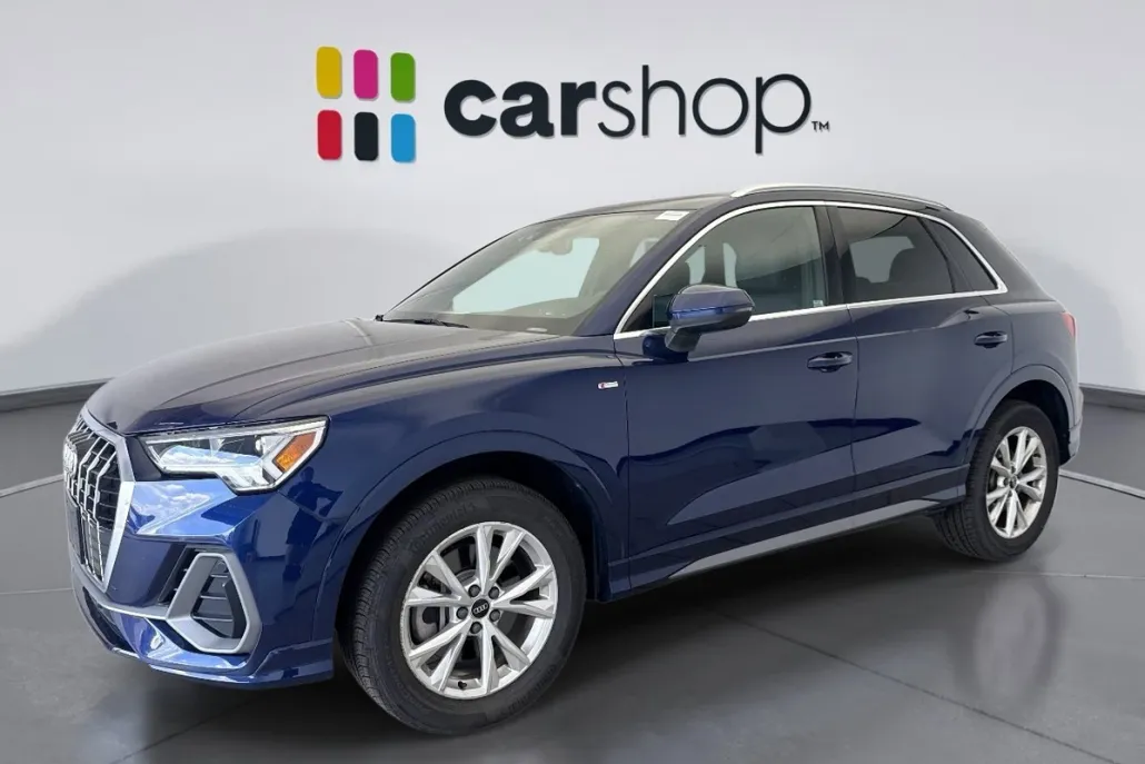 2022 Audi Q3 S line Premium Plus photo 1