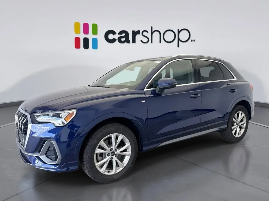 2022 Audi Q3 S line Premium Plus photo 1