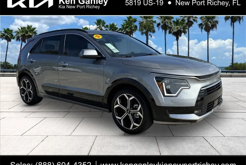 2024 Kia Niro Plug-In Hybrid SX photo 1