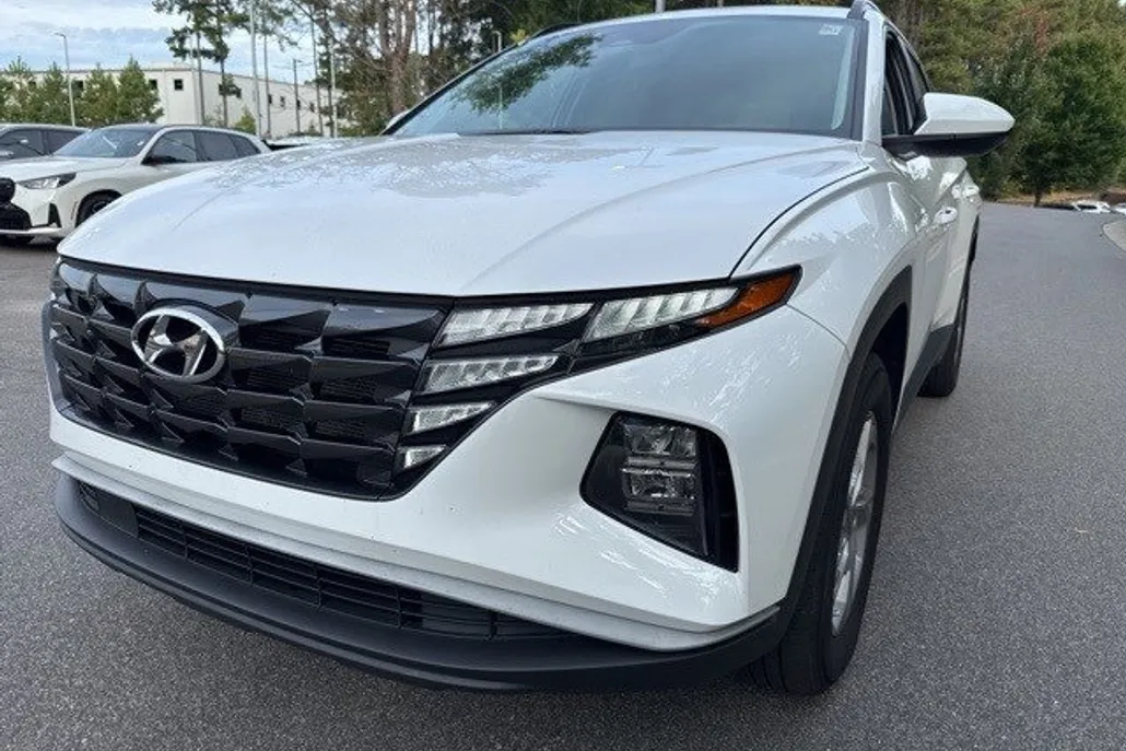 2024 Hyundai Tucson SEL photo 1