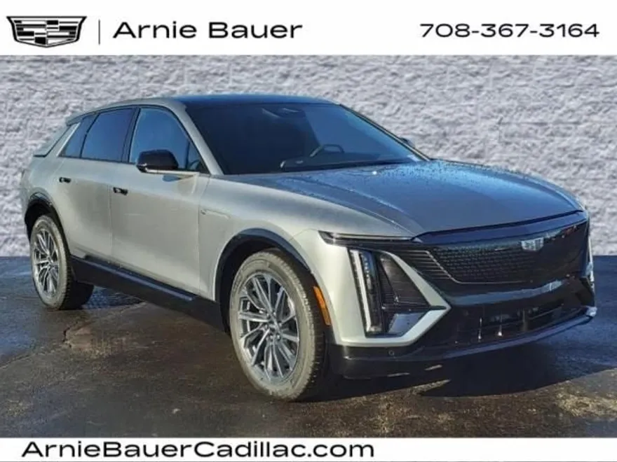 2025 Cadillac Lyriq Sport photo 1
